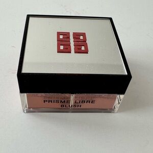 Givenchy Prisme Libre Blush in #4 (loose powder)